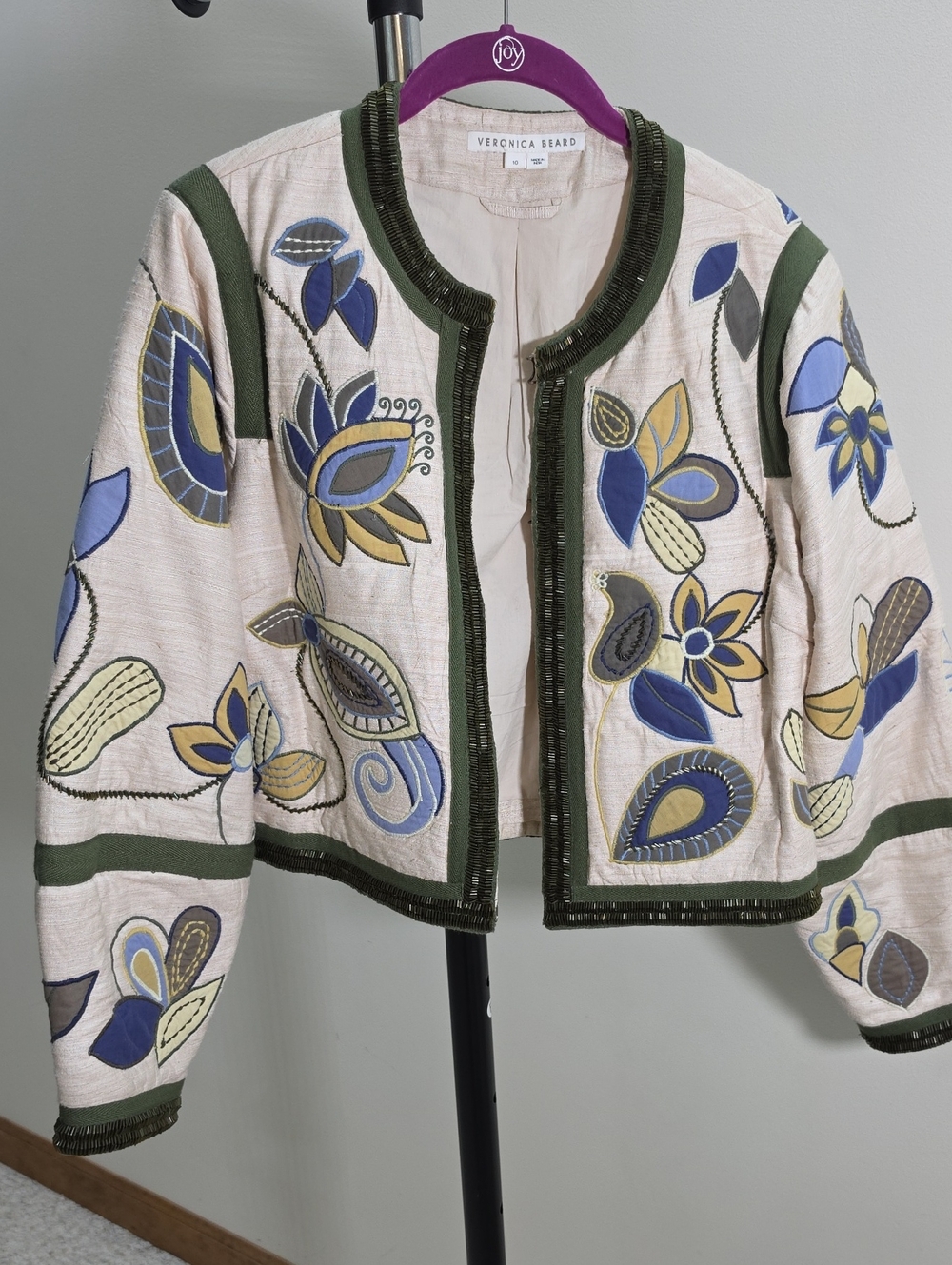 Veronica Beard Cream Cropped Embroidered Floral Jacket with Green Trim
